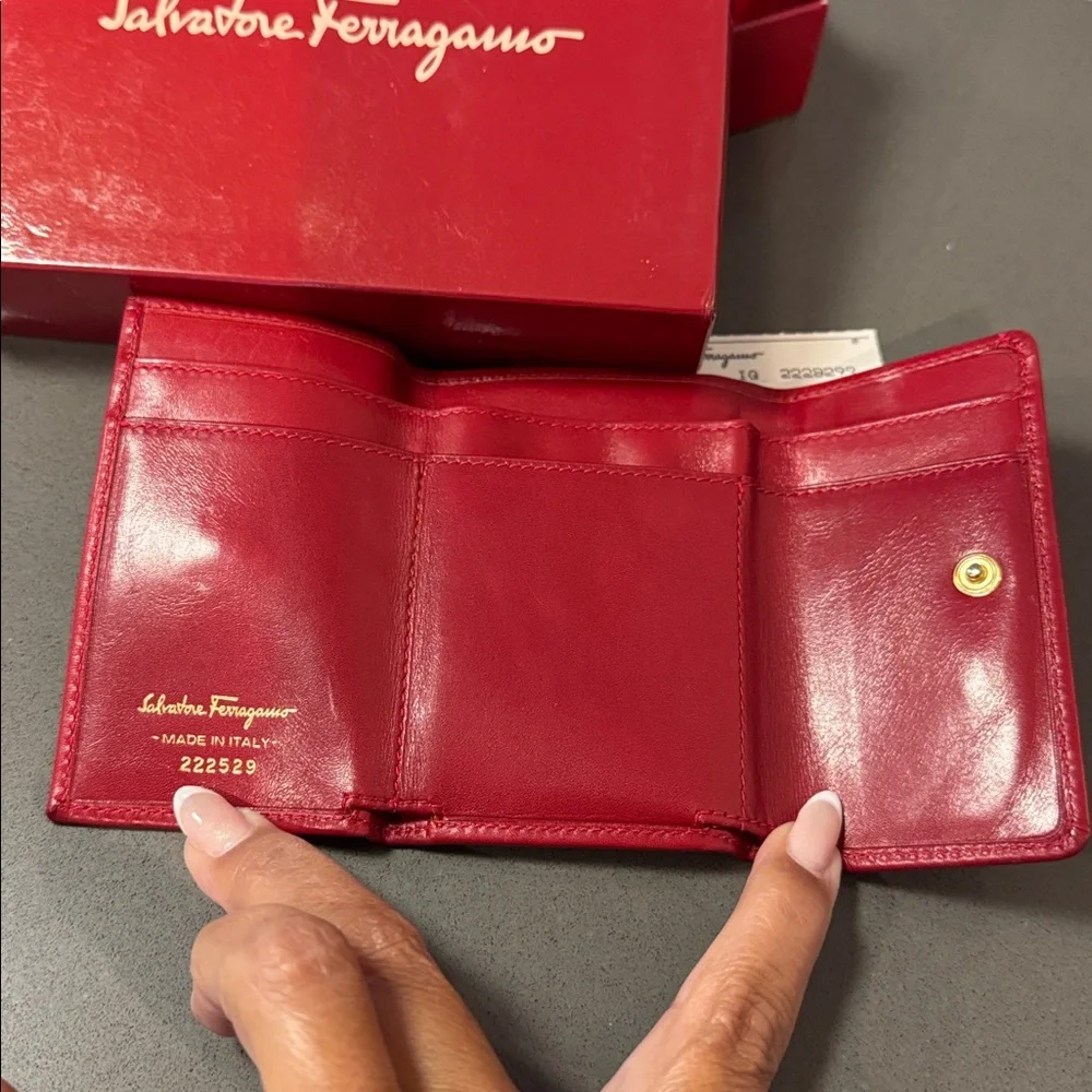 Salvatore Ferragamo Authentic Pre Owned Red Leather Card Holder Gold Hardware.